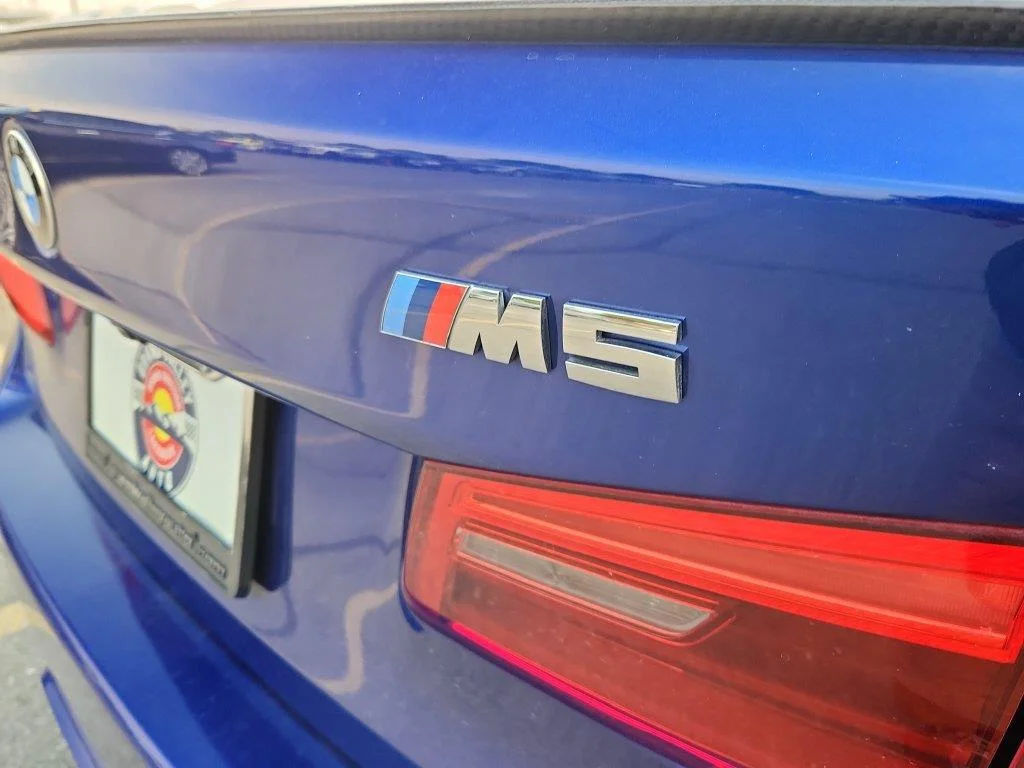 Used 2018 Marina Bay Blue Metallic BMW SD image 12