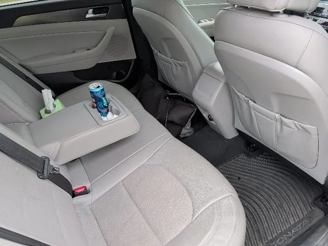 Used 2017 Red Hyundai Sport image 12