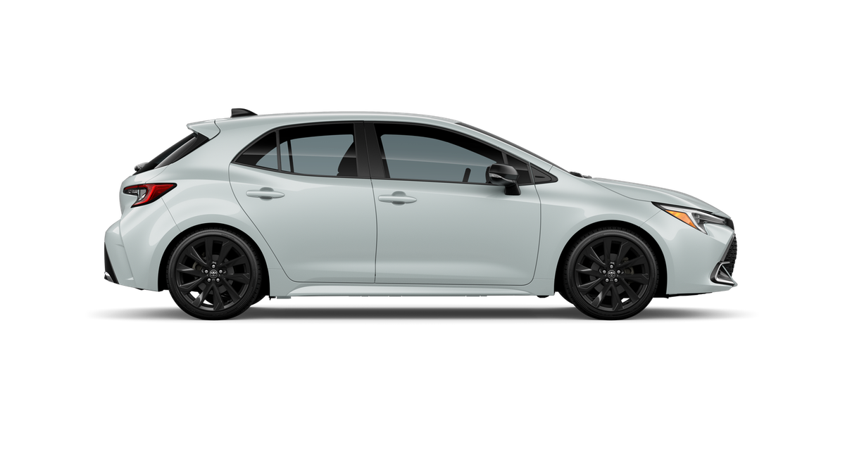 New 2026 Wind Chill Pearl Toyota XSE image 34