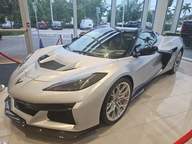 2026 Chevrolet Corvette ZR1X Convertible 3LZ's photo