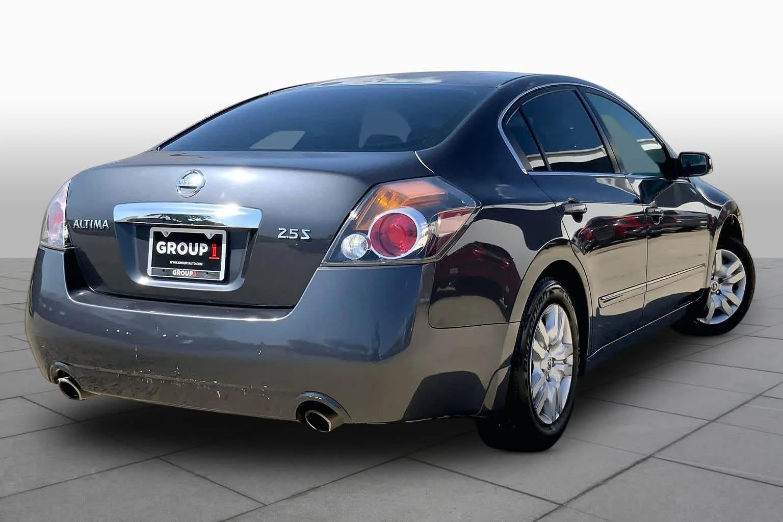 Used 2012 Dark Slate Nissan 2.5 S image 12