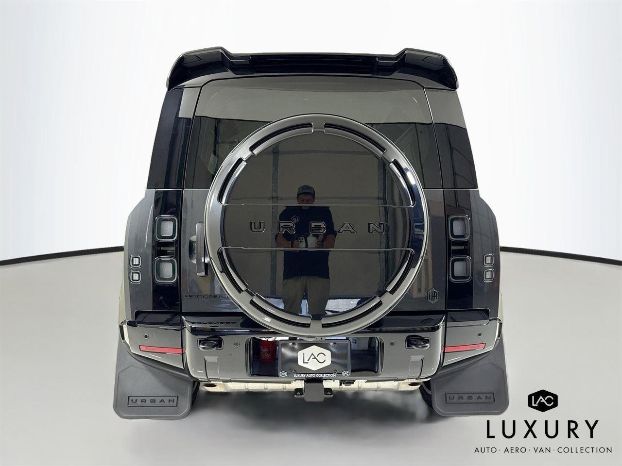 Used 2026 Carpathian Grey Premium Metallic Land Rover X-Dynamic SE | Urban Widetrack Build image 7