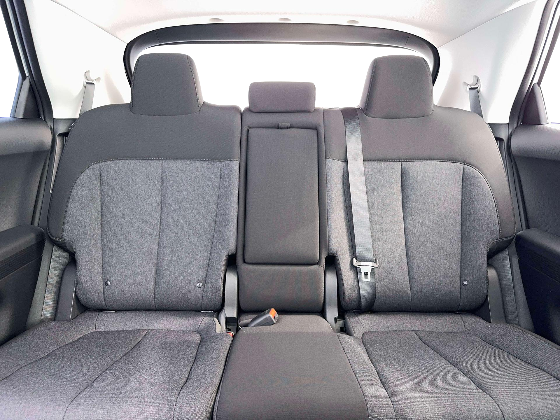 New 2026 Cyber Gray Hyundai SE image 31