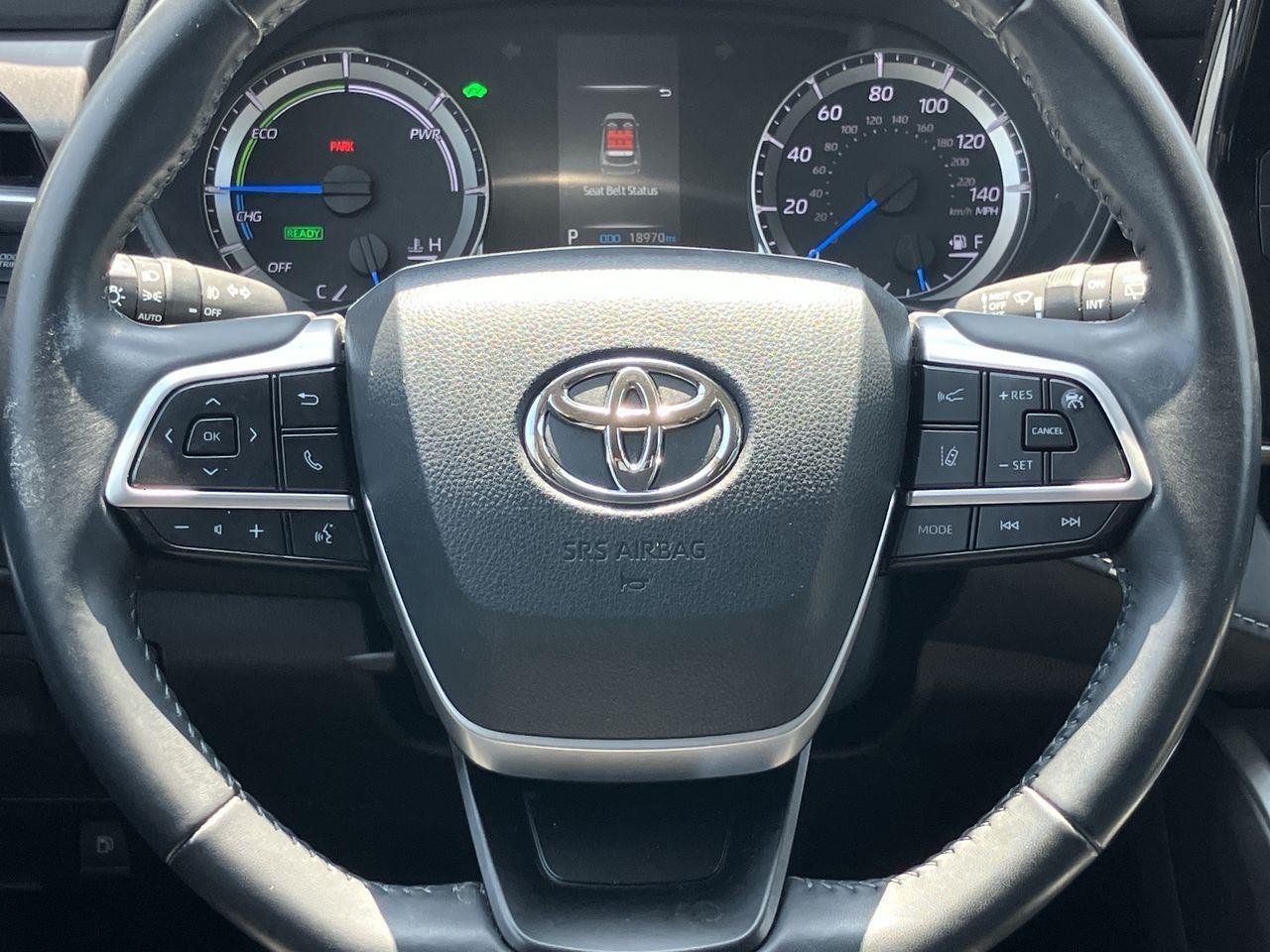 Used 2022 White (Wind Chill Pearl) Toyota Hybrid LE AWD image 18