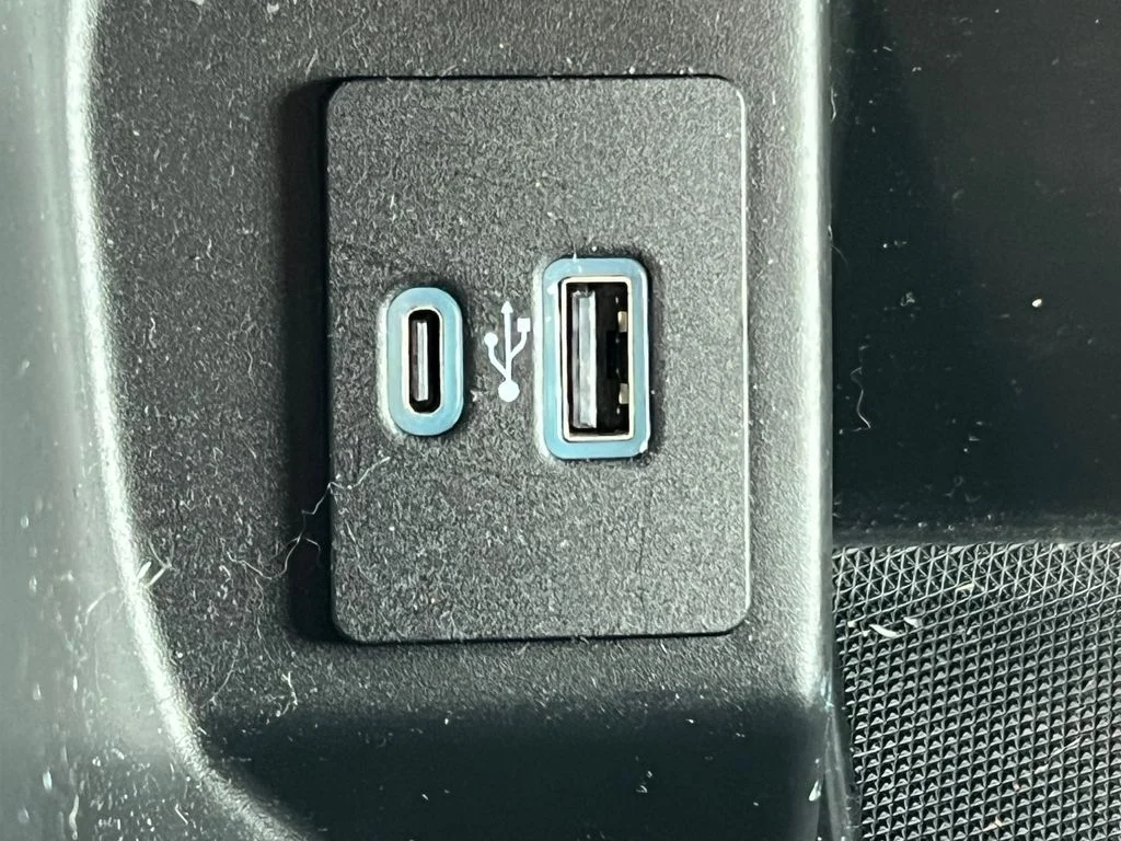 Used 2021 Silver Ford XLT image 29