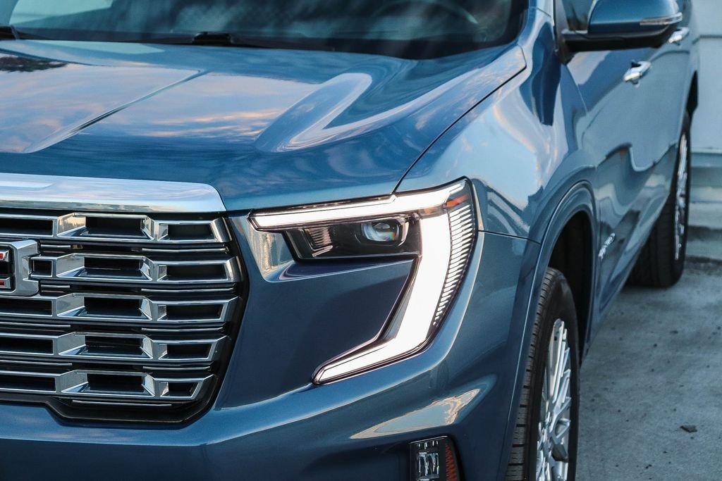 Used 2025 Downpour Metallic GMC Denali image 5