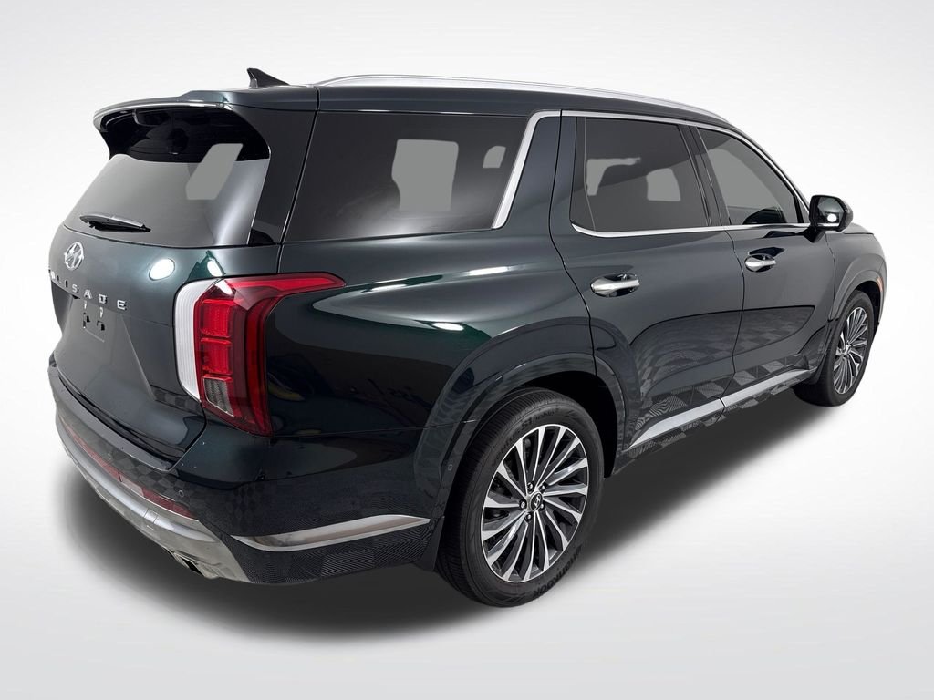 Certified Used 2025 Green Hyundai Calligraphy image 3