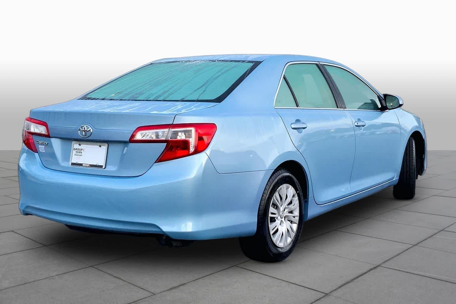 Used 2012 CLEARWATER BLUE META Toyota L image 13