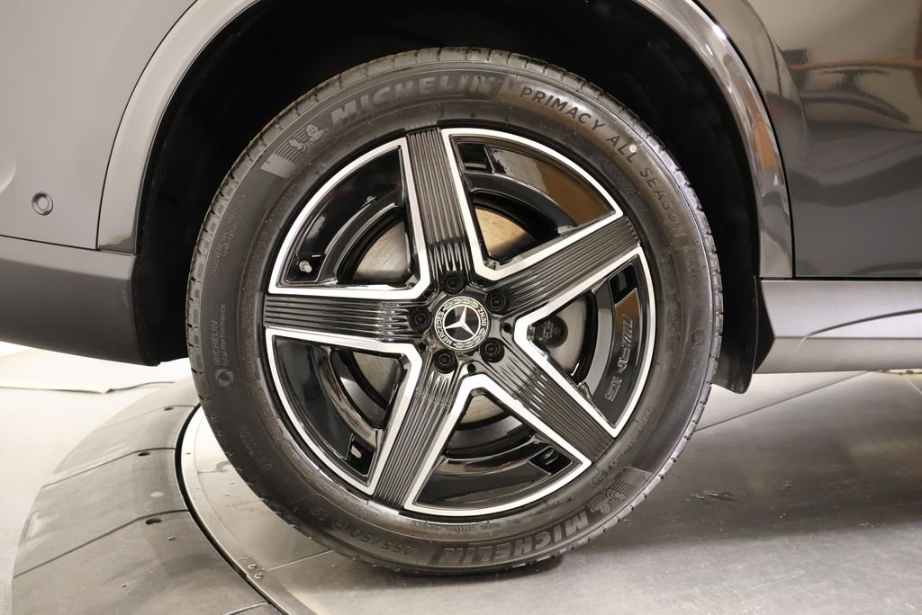 New 2027 Graphite Grey Metallic Mercedes-Benz GLC 300 image 14