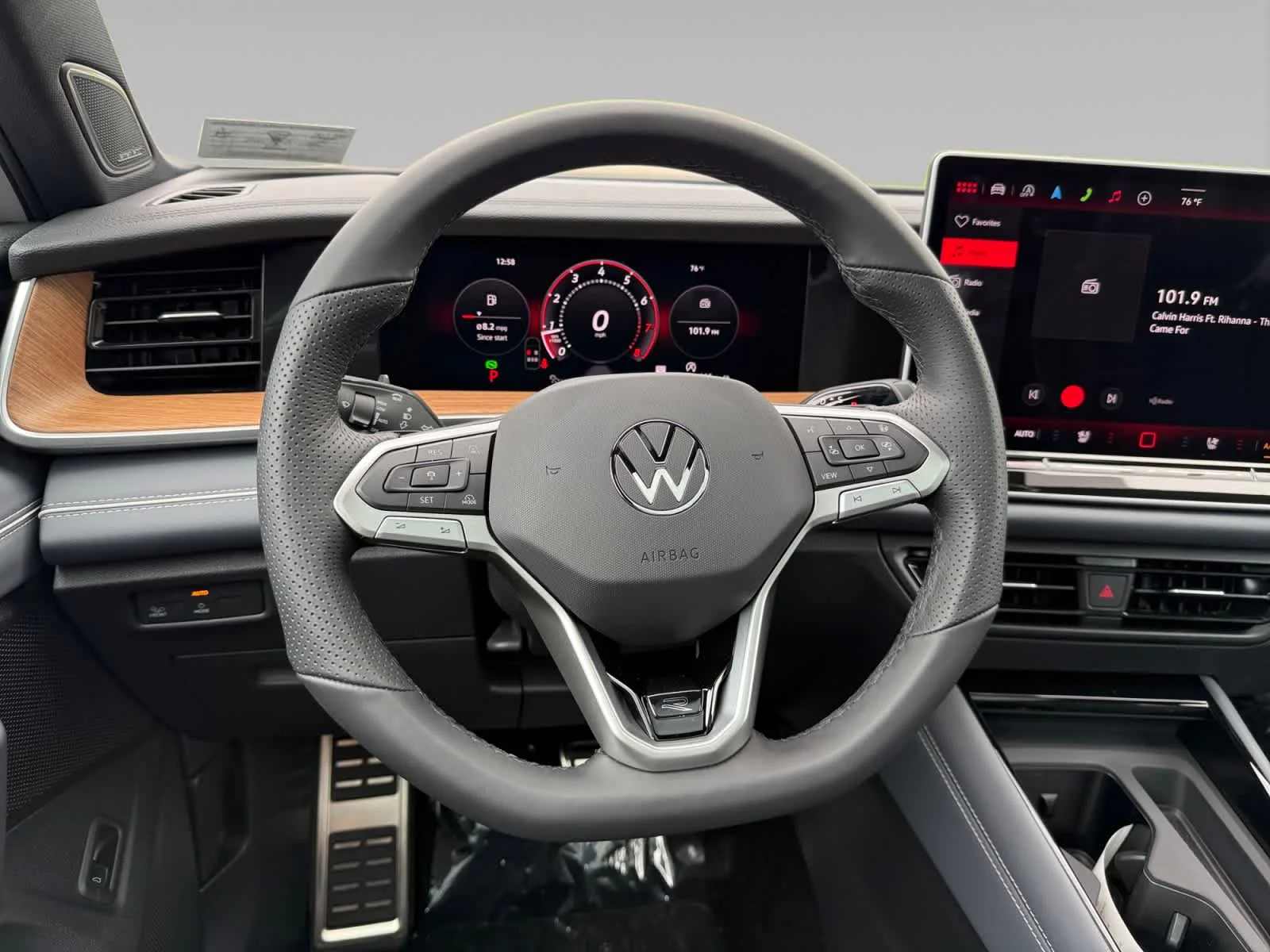 New 2026 Opal White Pearl Volkswagen SEL R-Line Turbo image 13