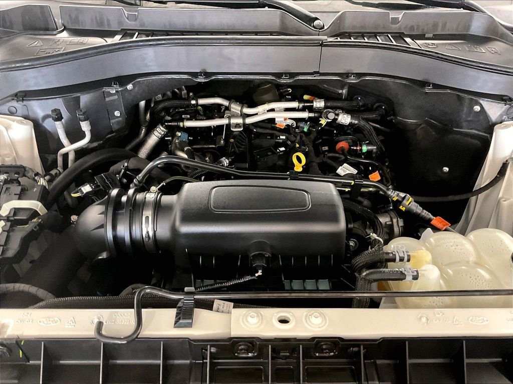 Used 2021 Oxford White Ford XLT image 30