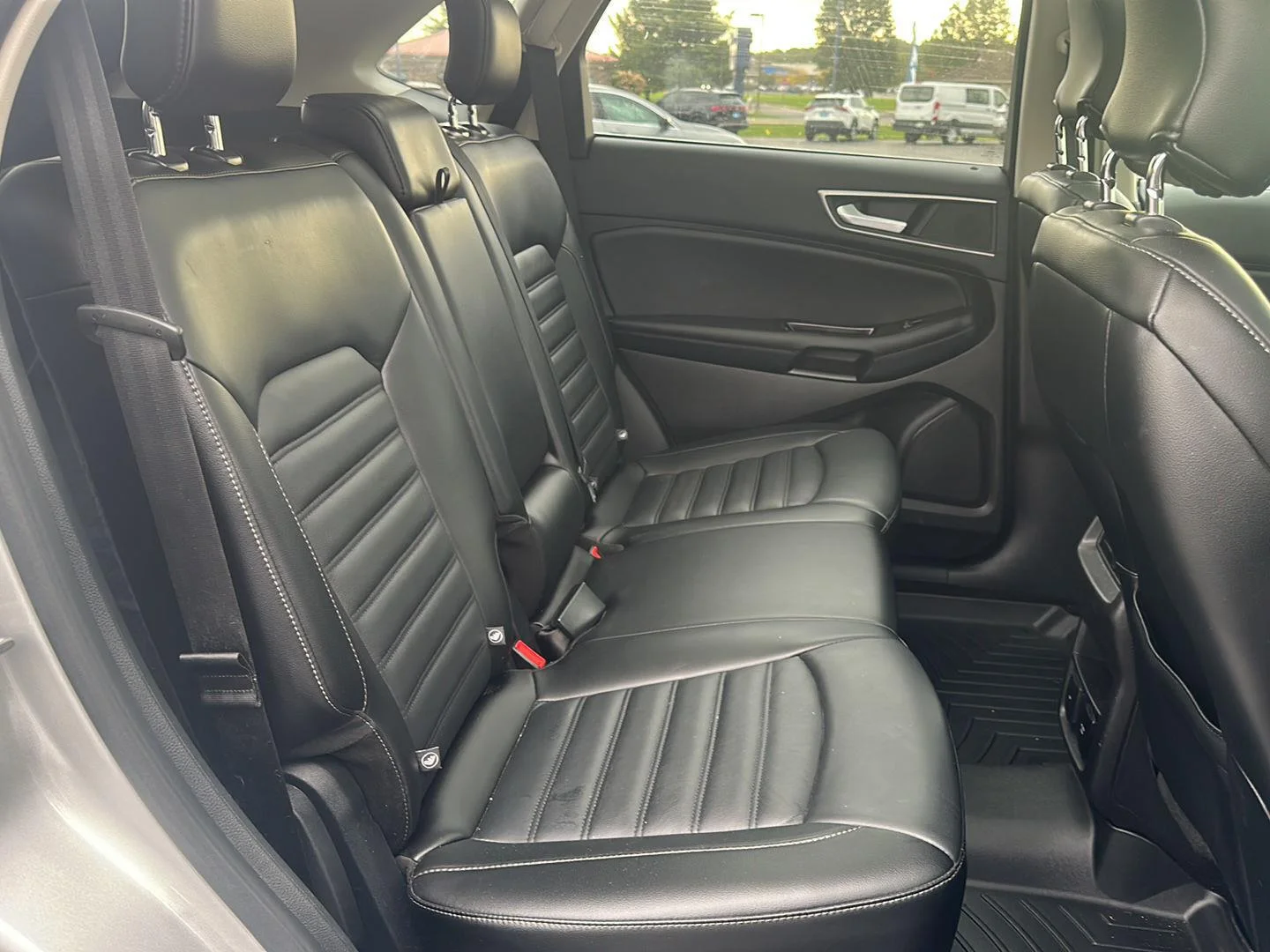 Used 2017 Ingot Silver Ford SEL image 13