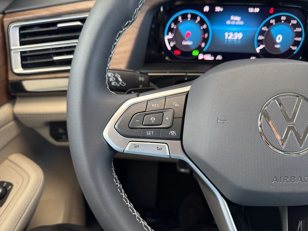 New 2026 White Volkswagen 2.0T SE image 33