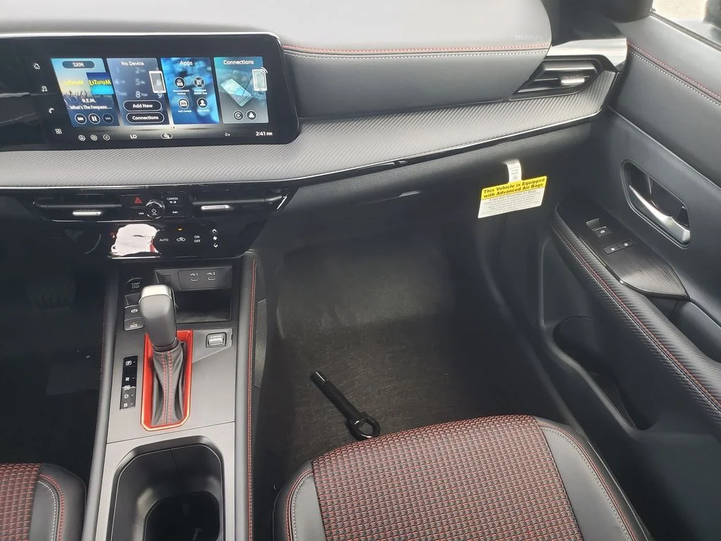 2026 Nissan KICKS SR - Photo 24