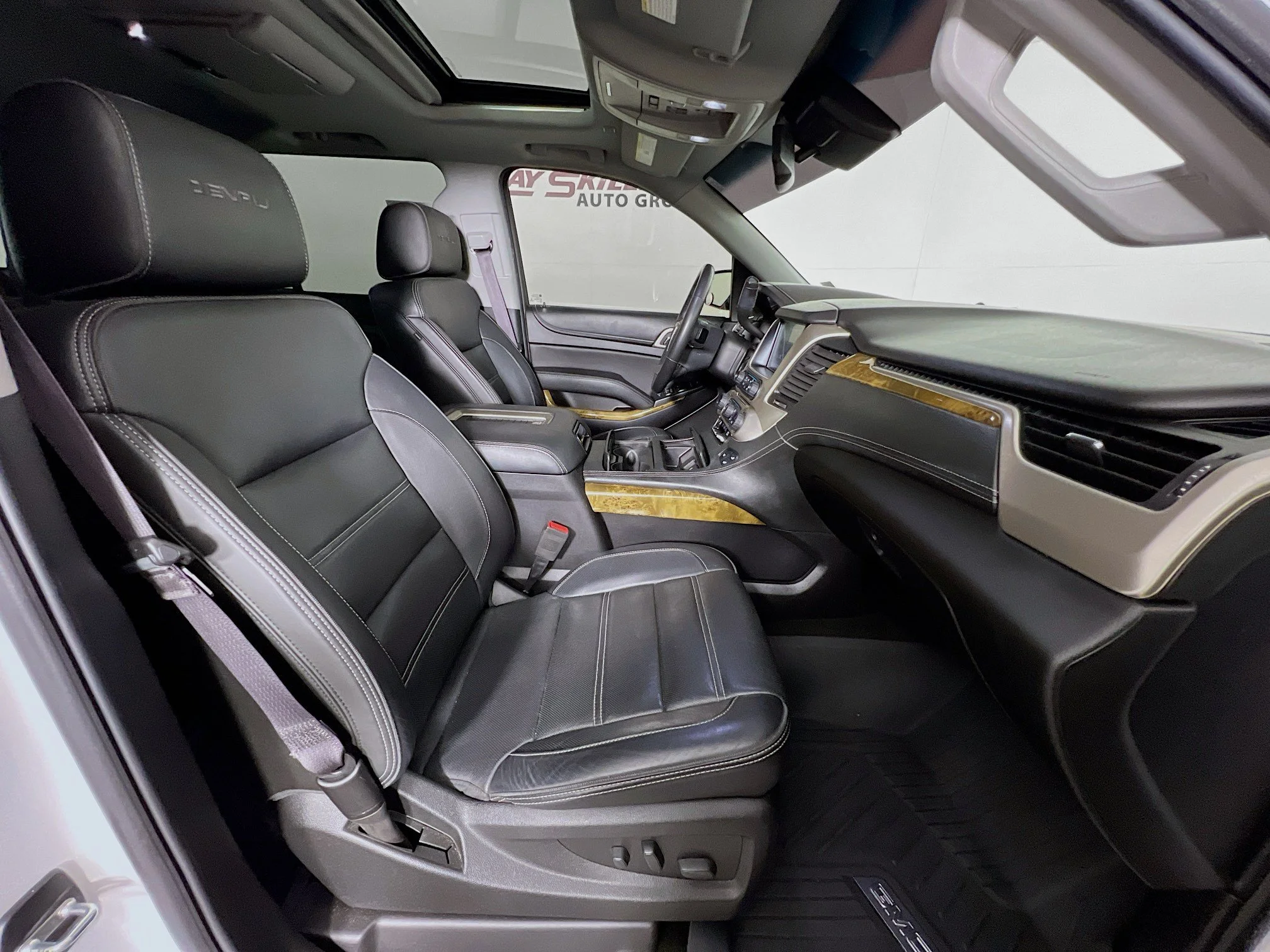 2017 GMC Yukon XL Denali - Photo 45