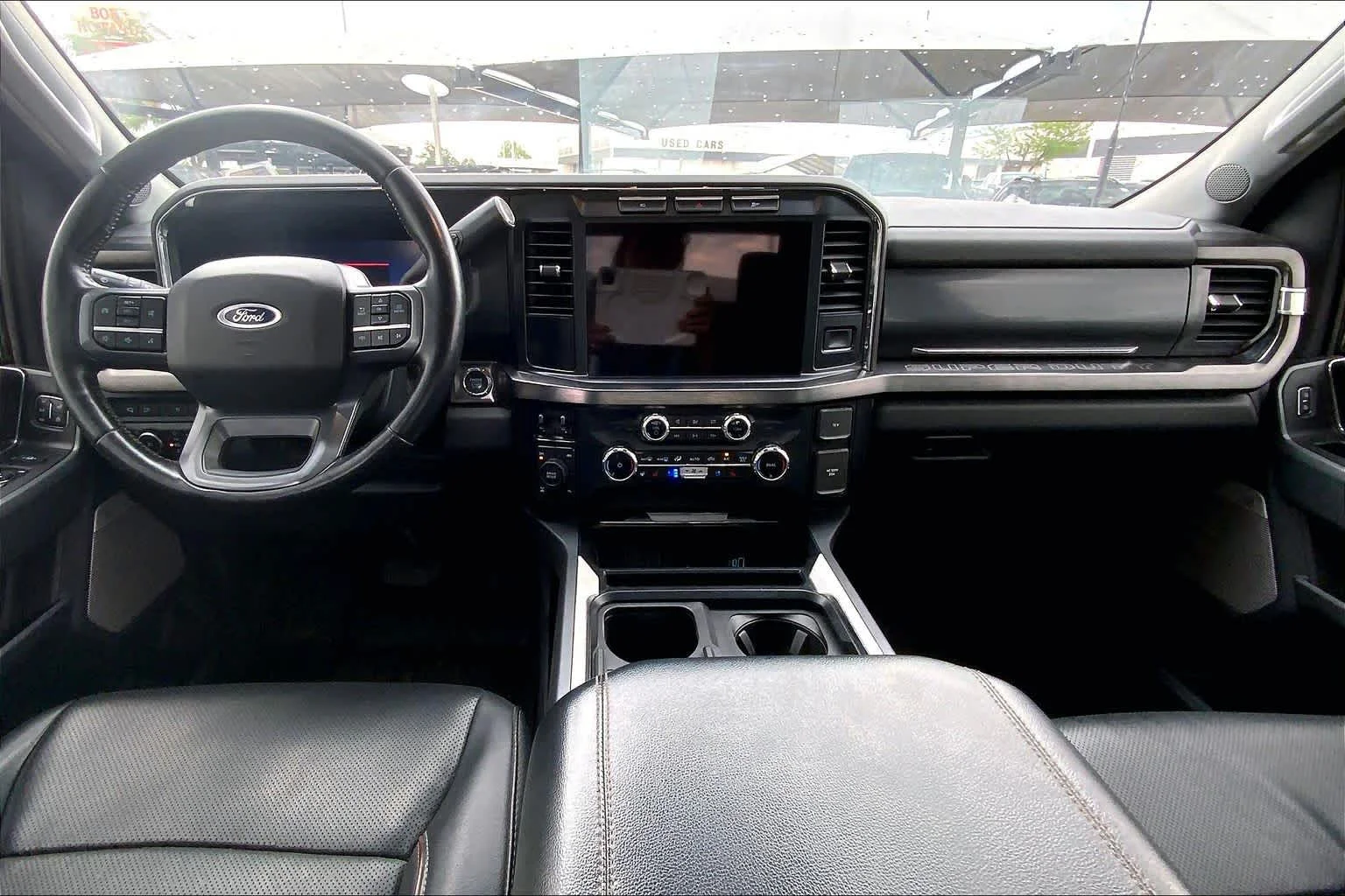 Used 2024 Carbonized Gray Metallic Ford LARIAT image 14
