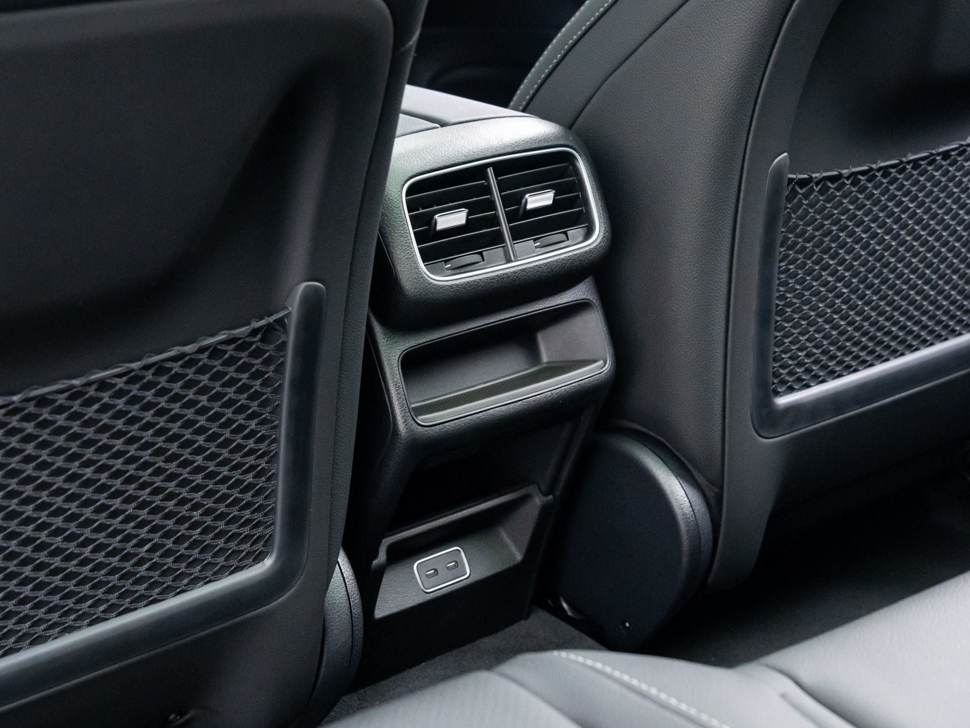 New 2026 Obsidian Black Metallic Mercedes-Benz GLE 350 image 17