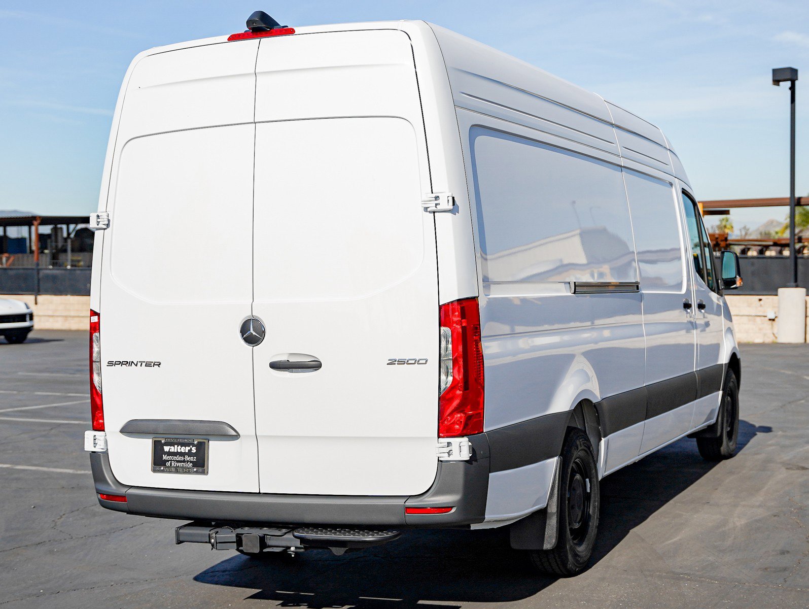 New 2026 Arctic+White Mercedes-Benz 2500 High Roof I4 Diesel 170 RWD image 6