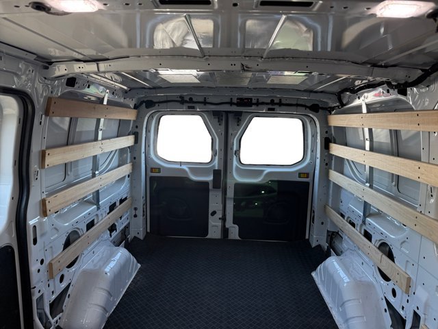 Used 2025 Oxford White Ford Base image 16