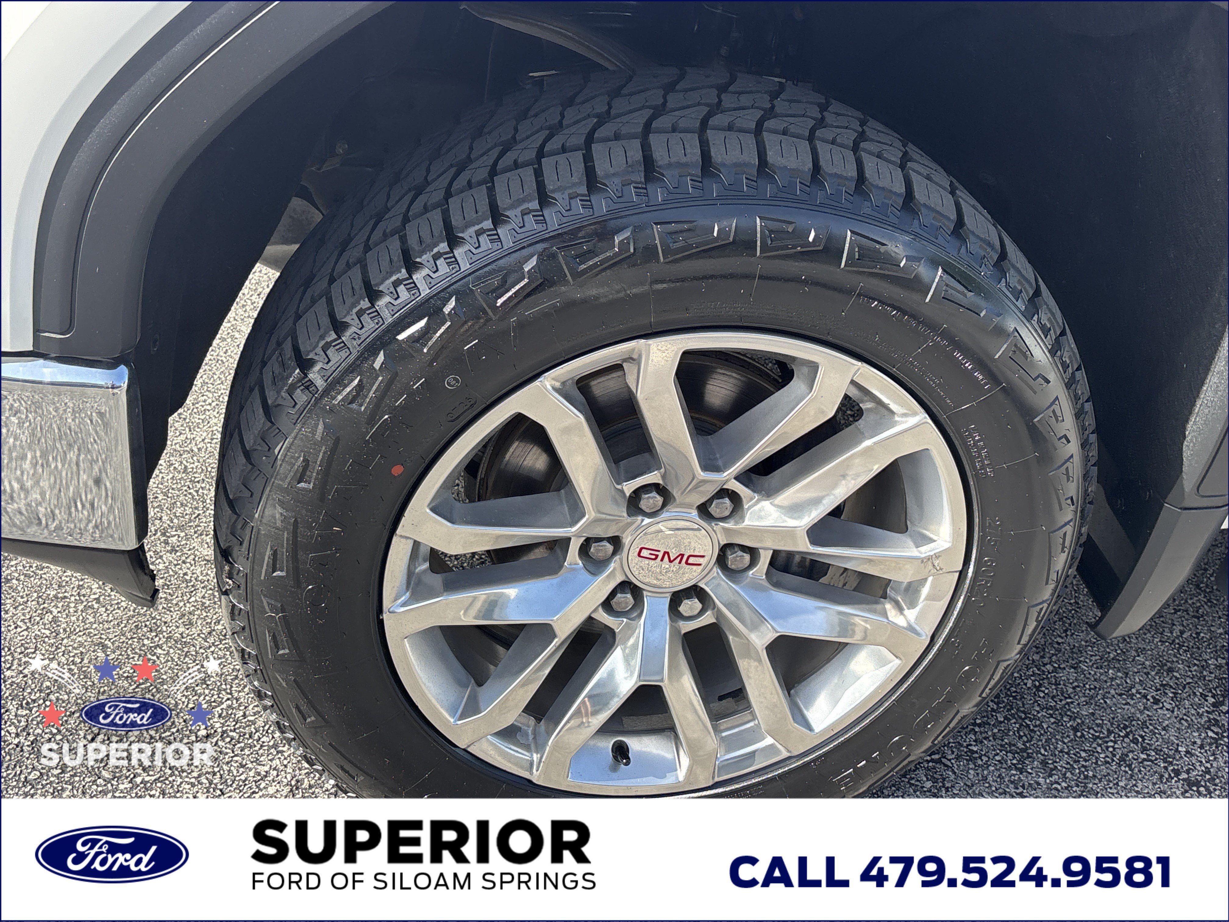 Used 2021 White Frost Tricoat GMC SLT 4WD image 12