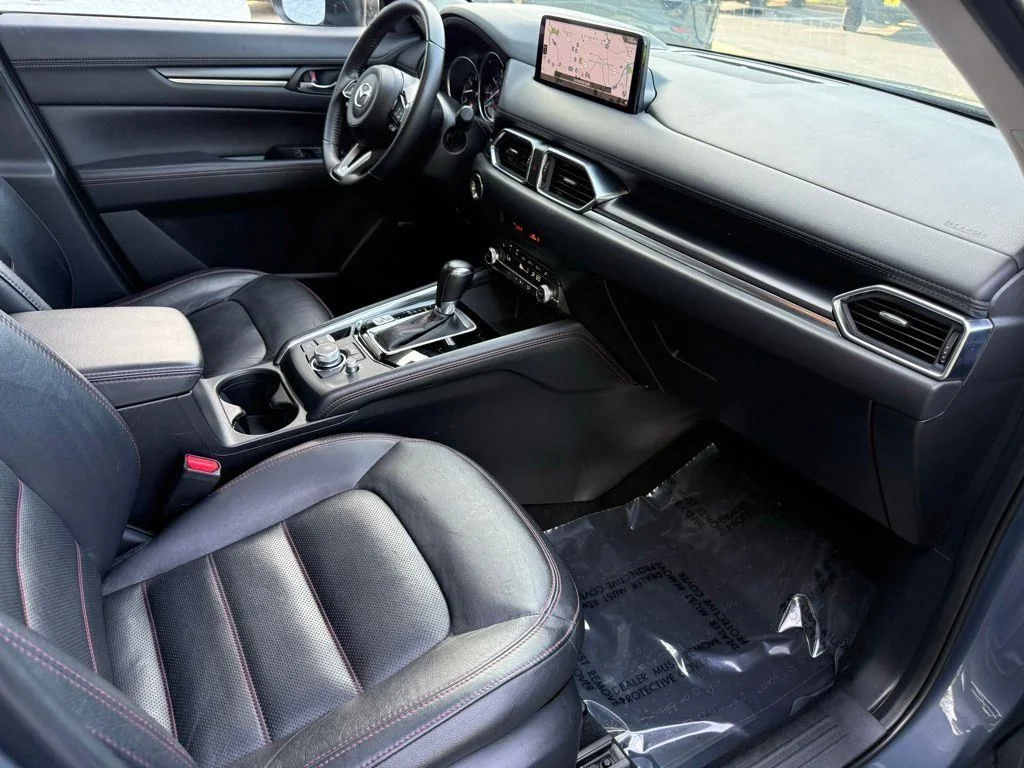 Used 2024 Gray Mazda 2.5 S Carbon Edition image 34