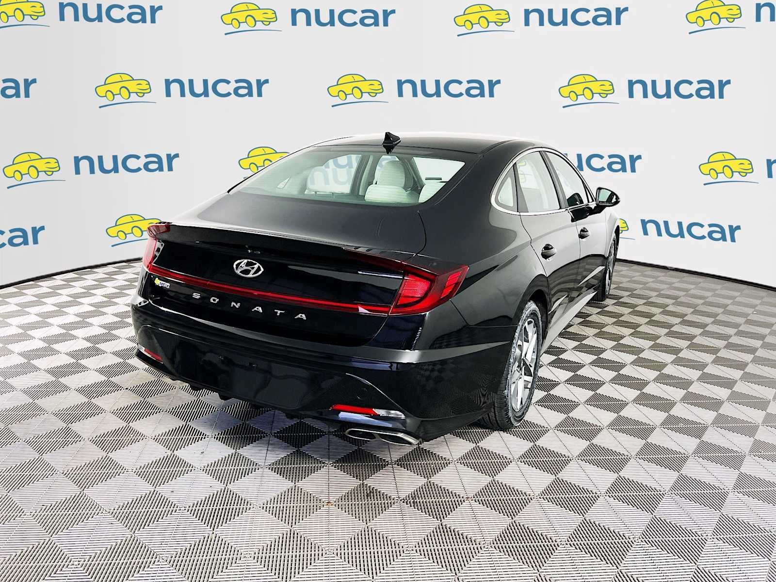Used 2023 Onyx Black Hyundai SEL image 7