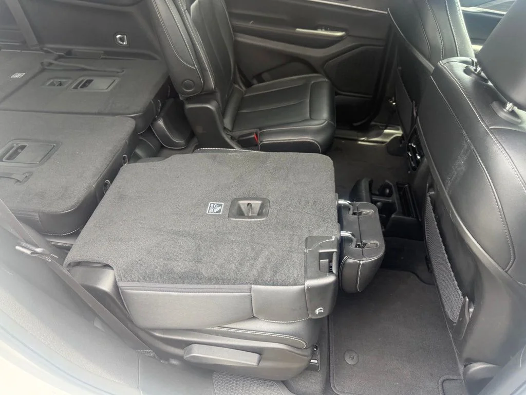 Used 2023 White Jeep Limited image 57