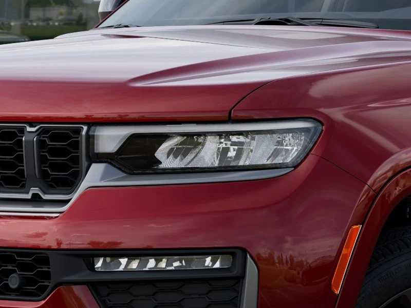 New 2026 Velvet Red Pearl-Coat Exterior Paint Jeep Limited Reserve image 38