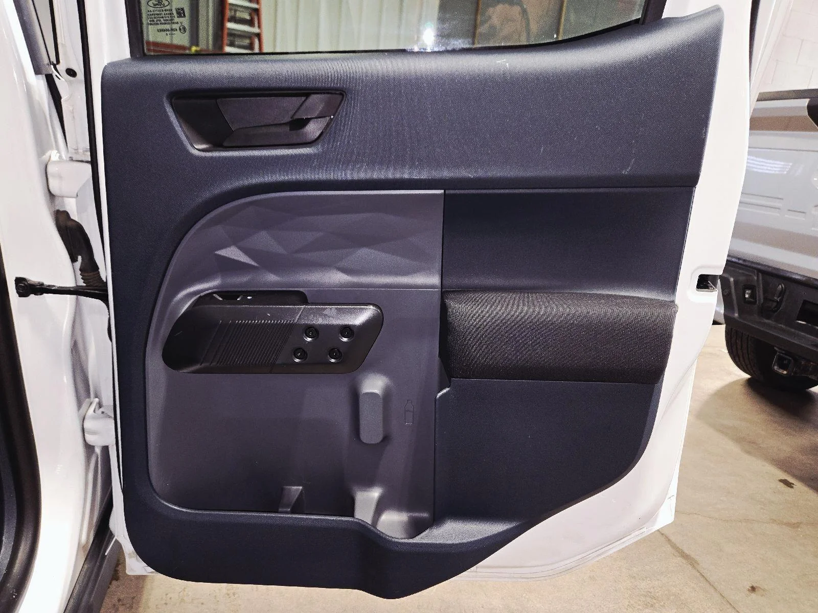Used 2022 Oxford White Ford XL image 43