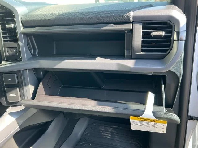 New 2026 Oxford White Ford XLT image 58