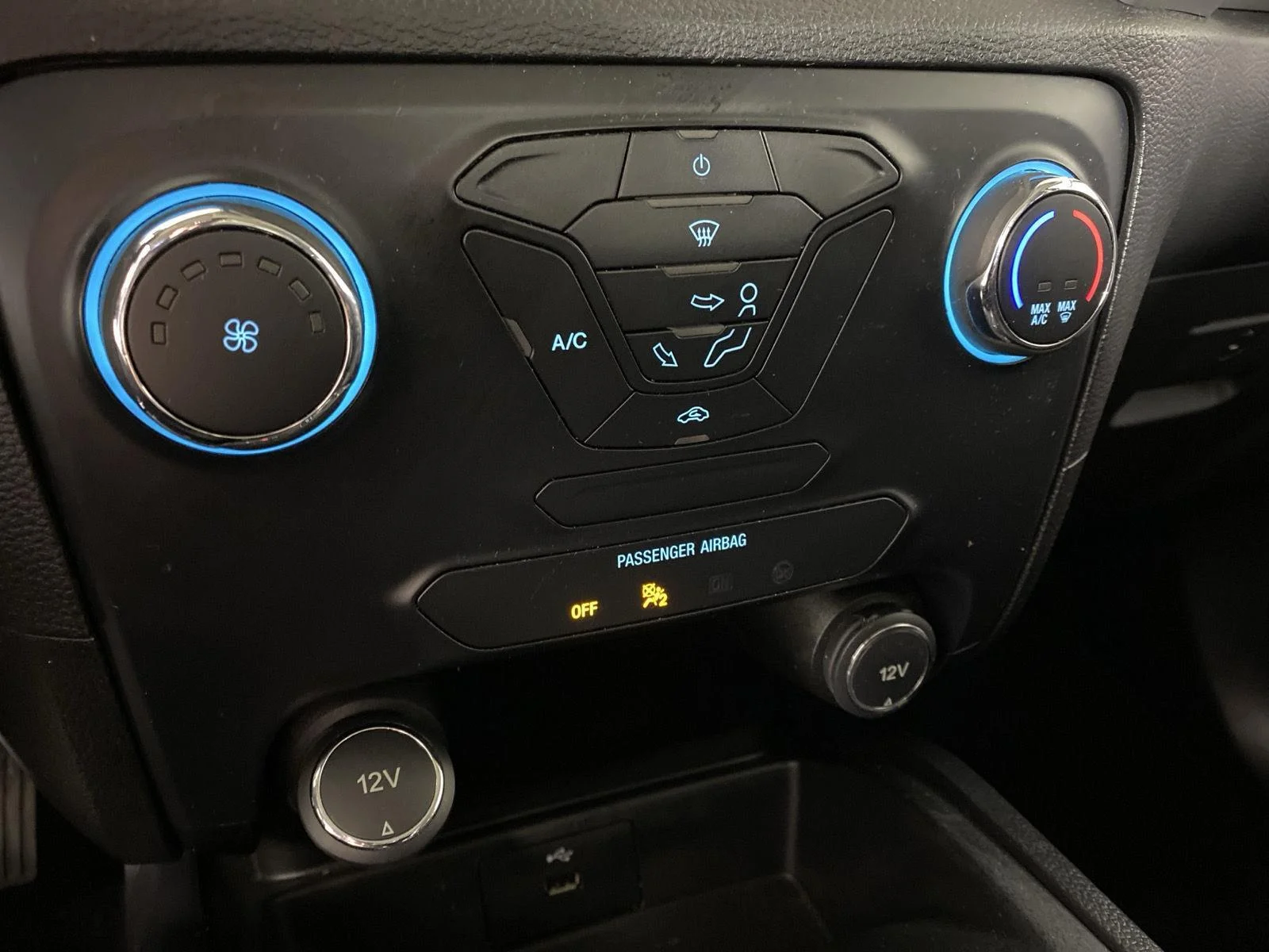 Used 2019 Oxford White Ford XL image 21