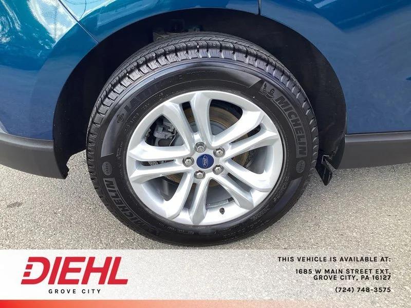 Used 2020 Green Ford SEL image 9