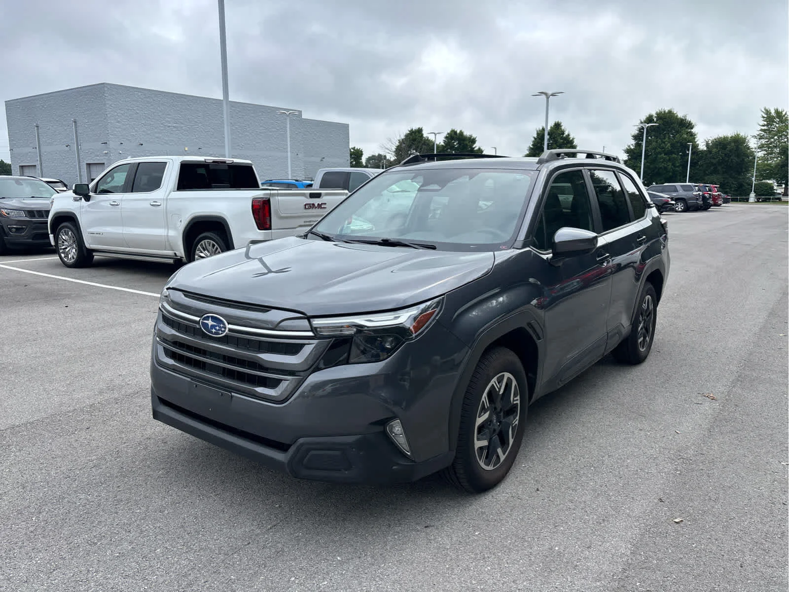Used 2025 Subaru Forester Premium with VIN JF2SLDBCXSH437783 for sale in Kansas City