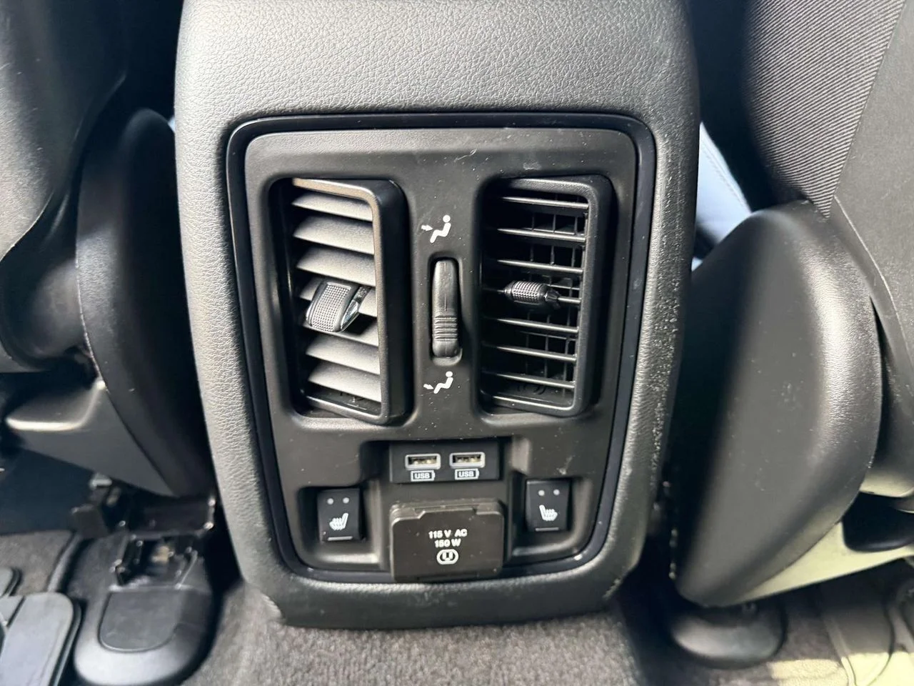 Used 2022 Octane Red Pearlcoat Dodge R/T AWD image 24