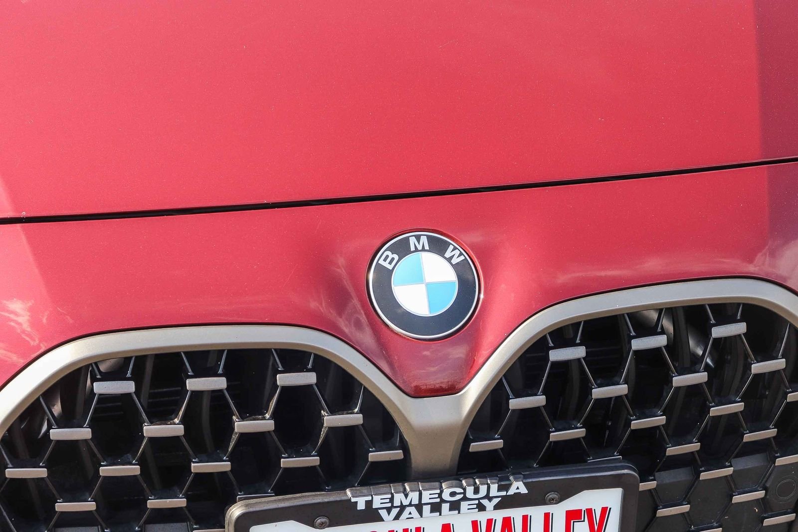 Used 2022 Aventurin Red Metallic BMW M440i xDrive image 13