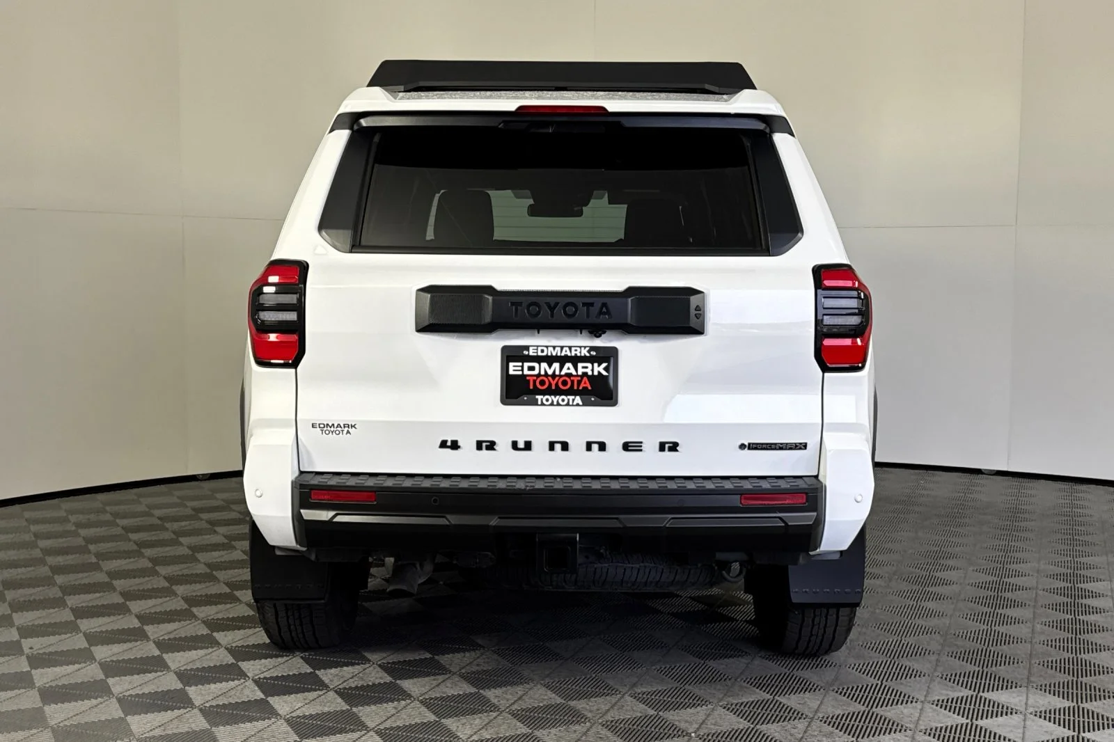 2025 Toyota 4Runner TRD Off-Road - Photo 4