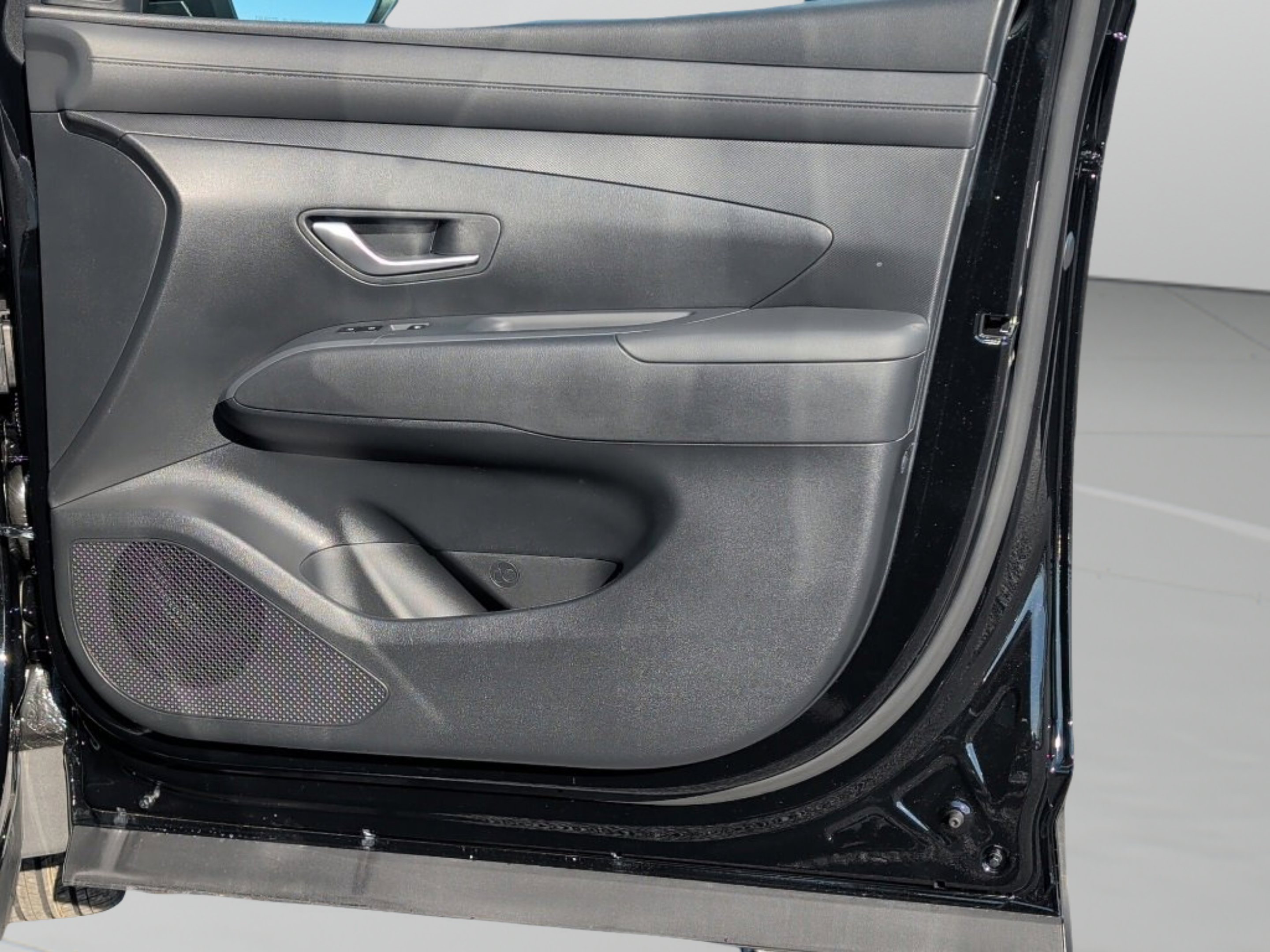 New 2026 Phantom Black Hyundai SEL image 34