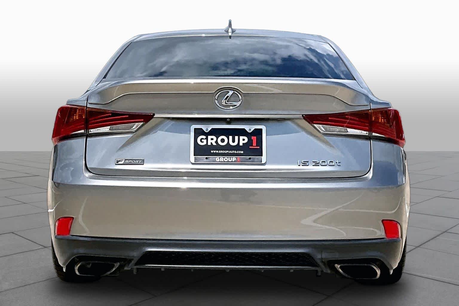 Used 2017 Atomic Silver Lexus  image 5