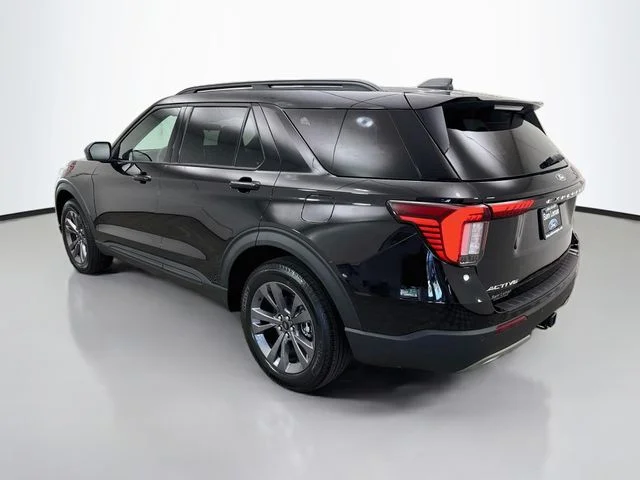 New 2027 Agate Black Metallic Ford Active image 5