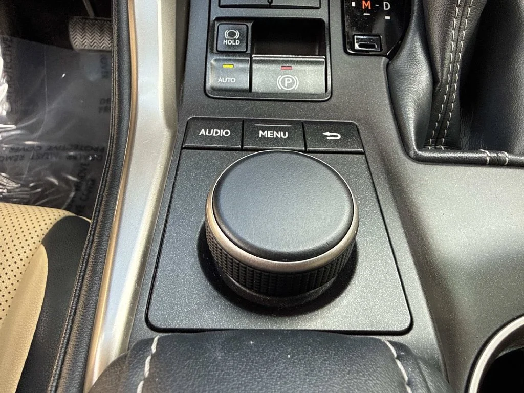Used 2015 Red Lexus 200t image 36