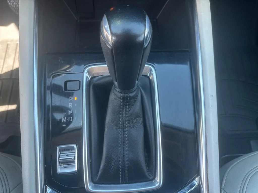 Used 2017 White Mazda Grand Touring image 13