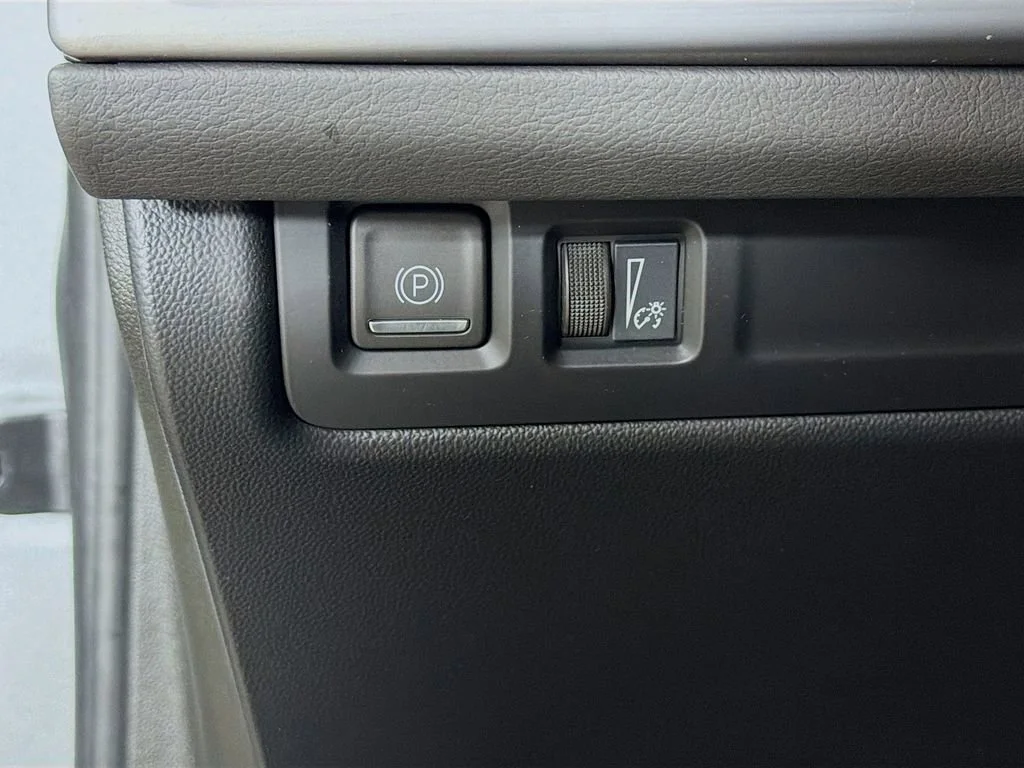 2024 Cadillac XT4 Sport - Photo 11