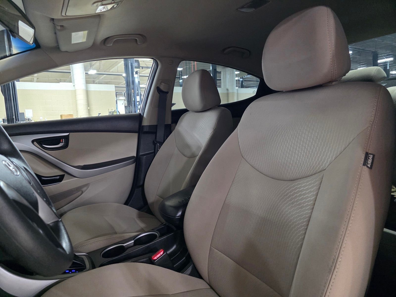 Used 2014 Desert Bronze Hyundai SE image 22
