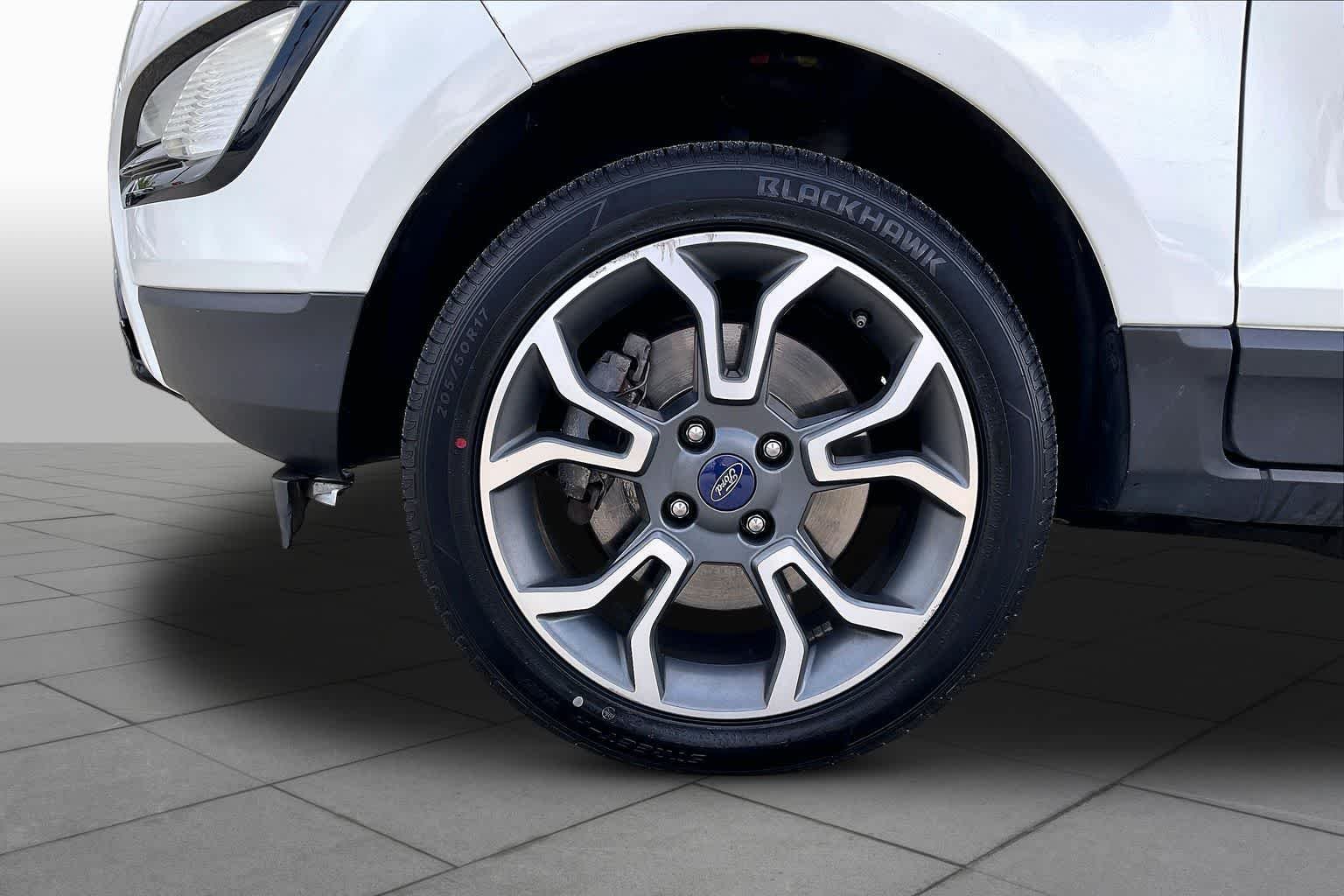 Used 2019 Diamond White Ford SES image 11