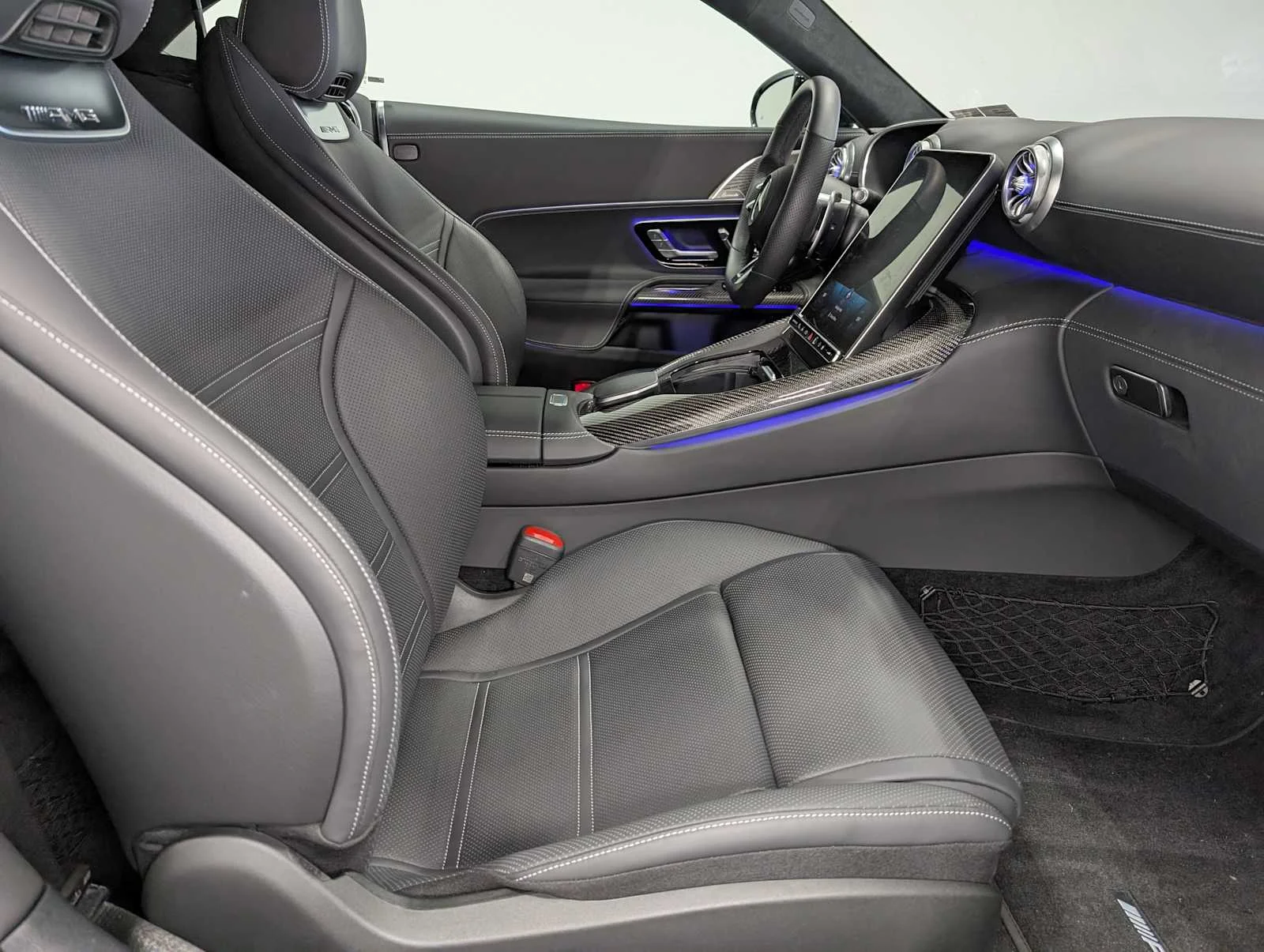 Used 2022 Obsidian Black Metallic Mercedes-Benz AMG® SL 63 image 45
