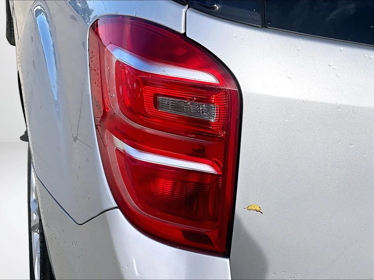 Used 2017 Silver Chevrolet LT image 31