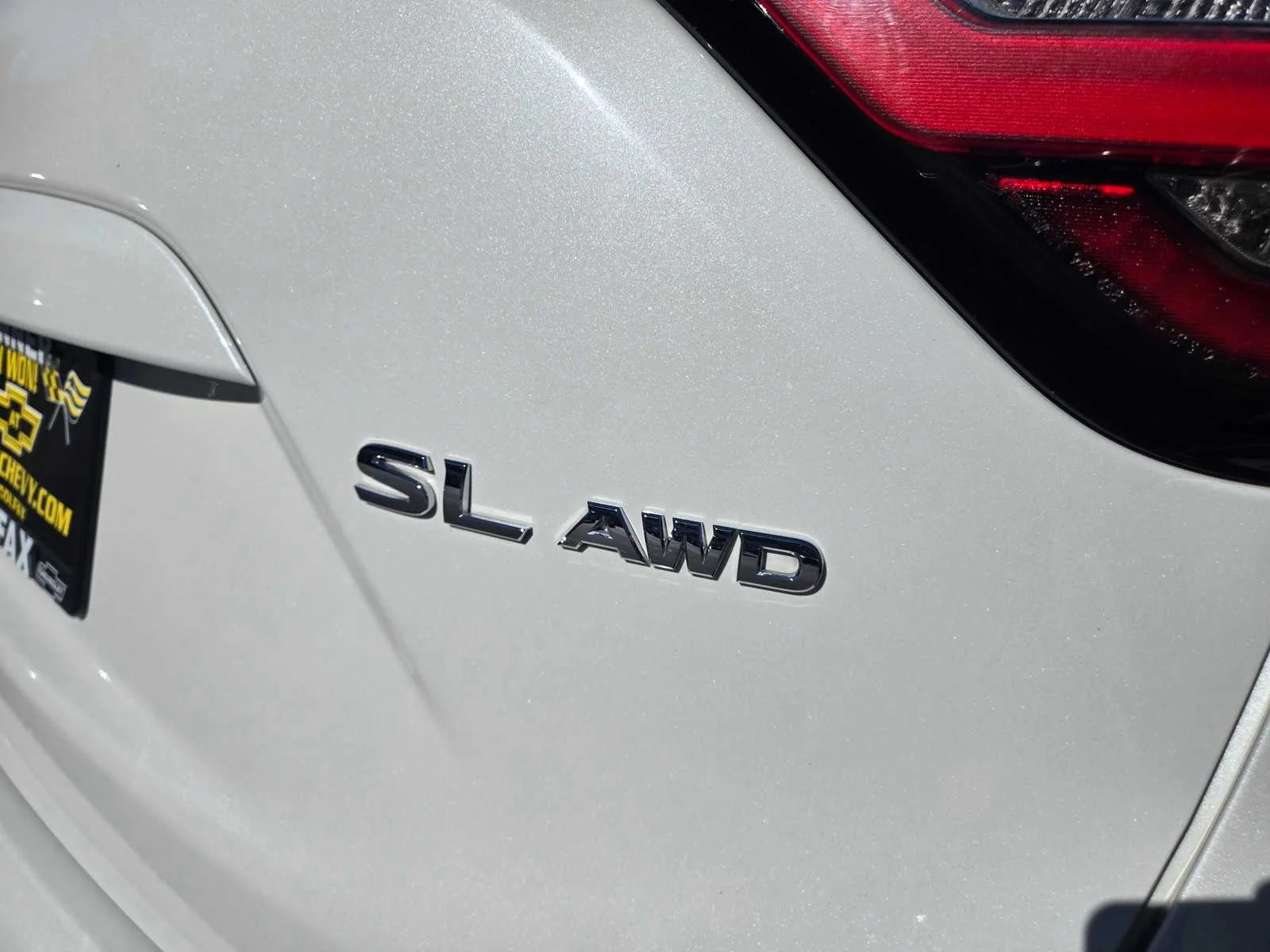 Used 2019  Nissan SL image 28