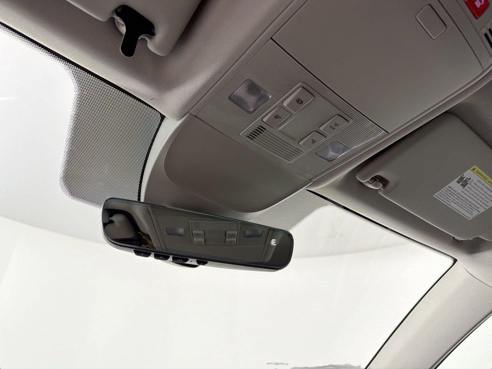 2026 Volkswagen Taos SE - Photo 18