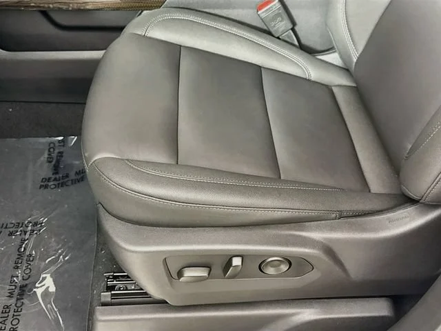 New 2026 Summit White Chevrolet LT Trail Boss image 21
