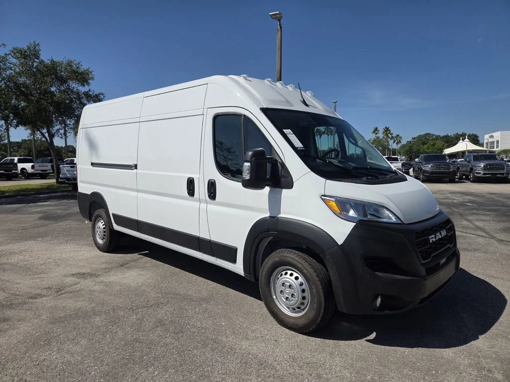 New 2026 Bright White Clear-Coat Exterior Paint RAM Tradesman image 2